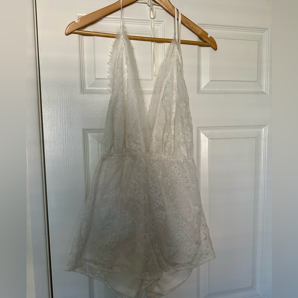 NWT Kendall & Kylie backless lace romper